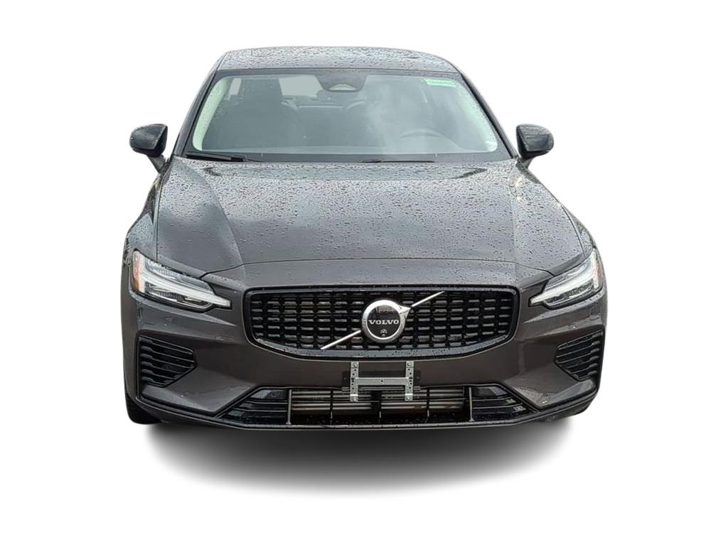 Thumbnail: 2025 Volvo S60 - 6