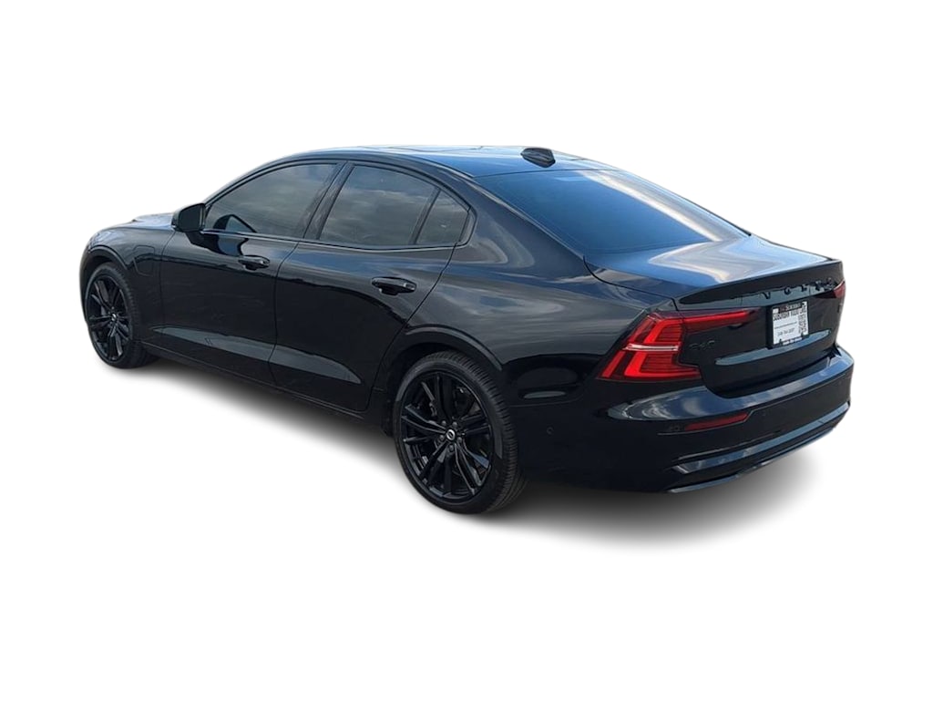 Thumbnail: 2024 Volvo S60 - 4