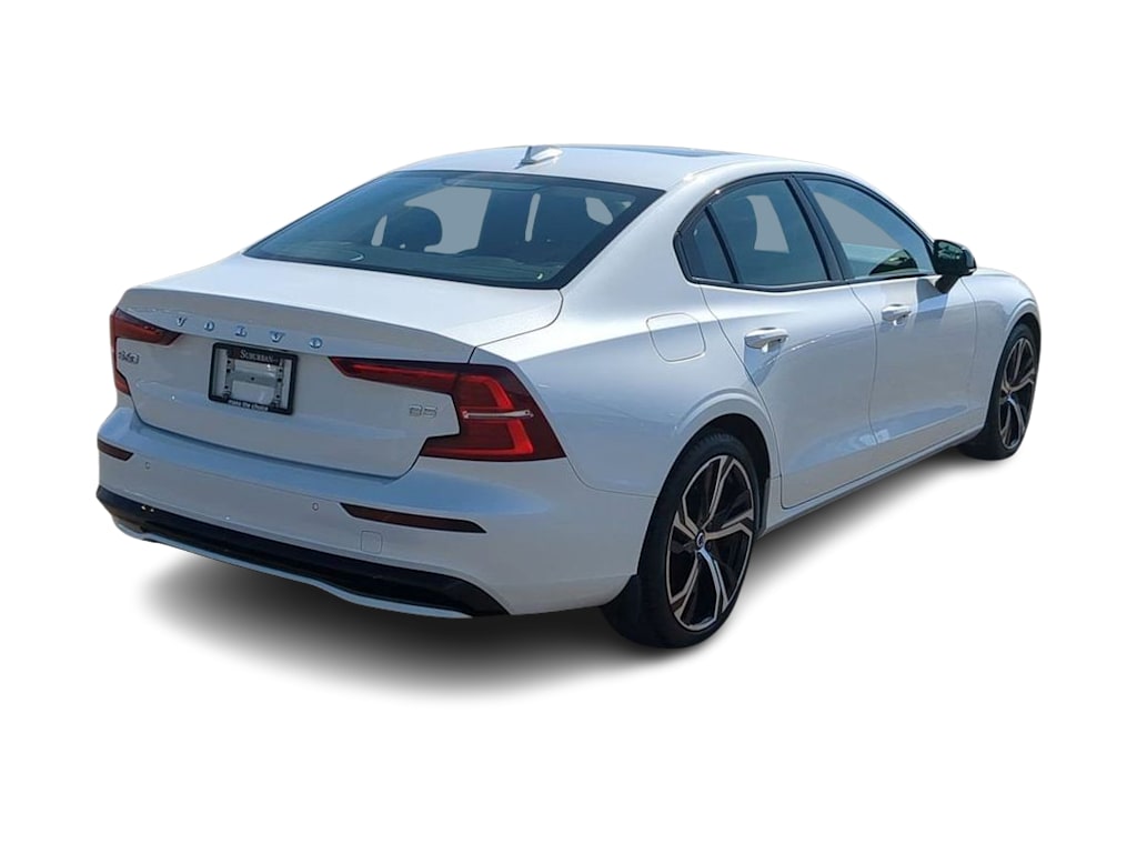 Thumbnail: 2024 Volvo S60 - 18
