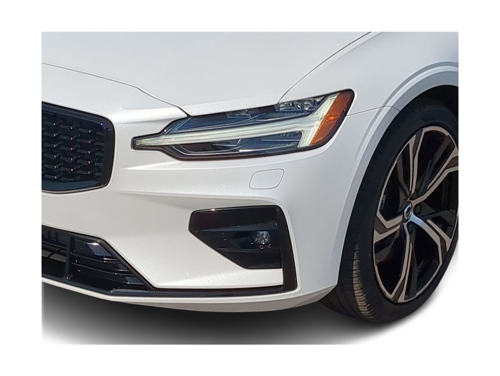 Thumbnail: 2024 Volvo S60 - 21