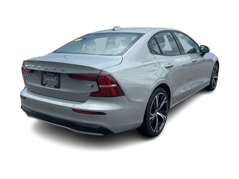 Thumbnail: 2024 Volvo S60 - 15