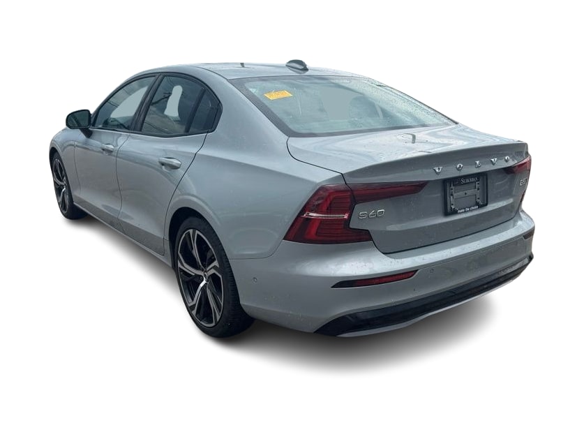 Thumbnail: 2024 Volvo S60 - 4