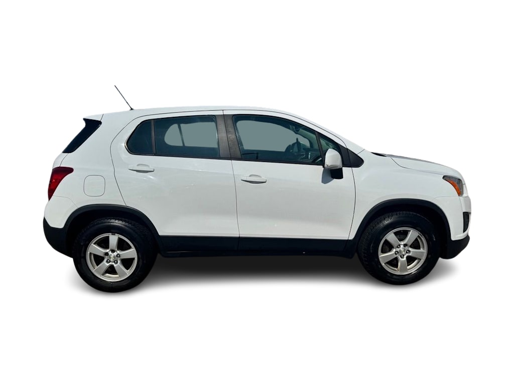 Thumbnail: 2016 Chevrolet Trax - 13