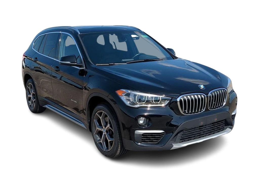 Thumbnail: 2017 BMW X1 - 20