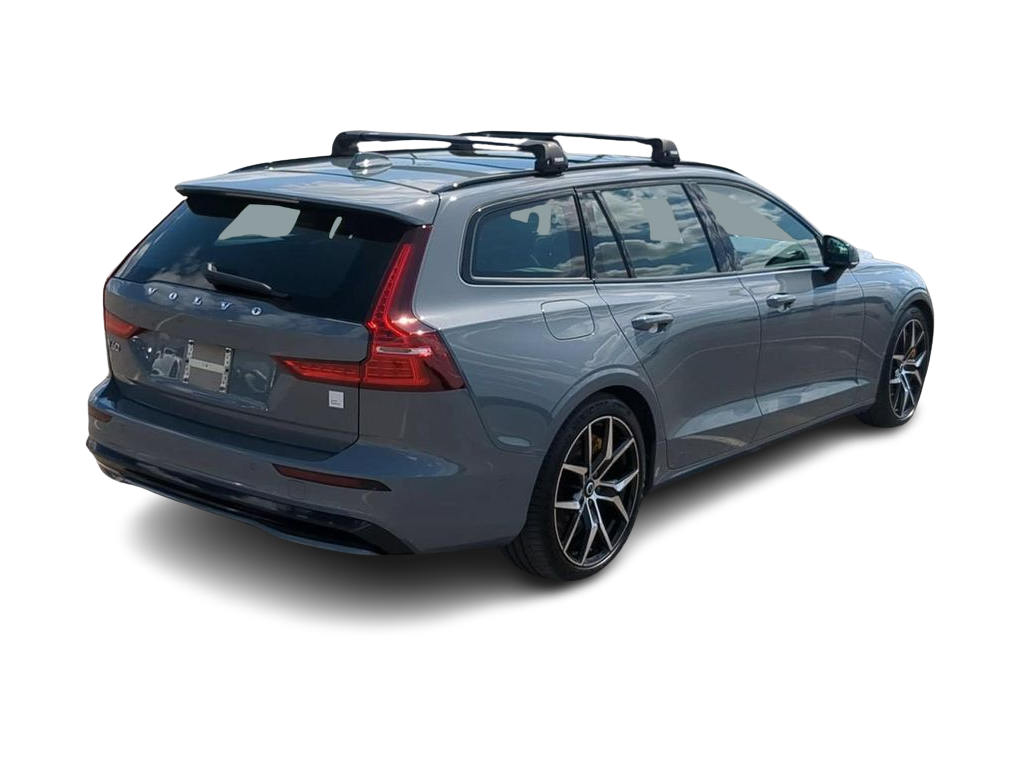 Thumbnail: 2024 Volvo V60 - 18