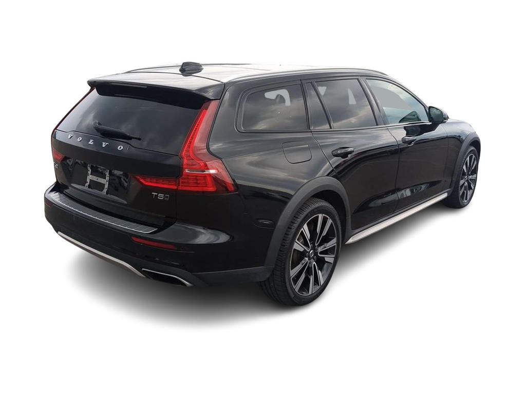 Thumbnail: 2020 Volvo V60 - 19