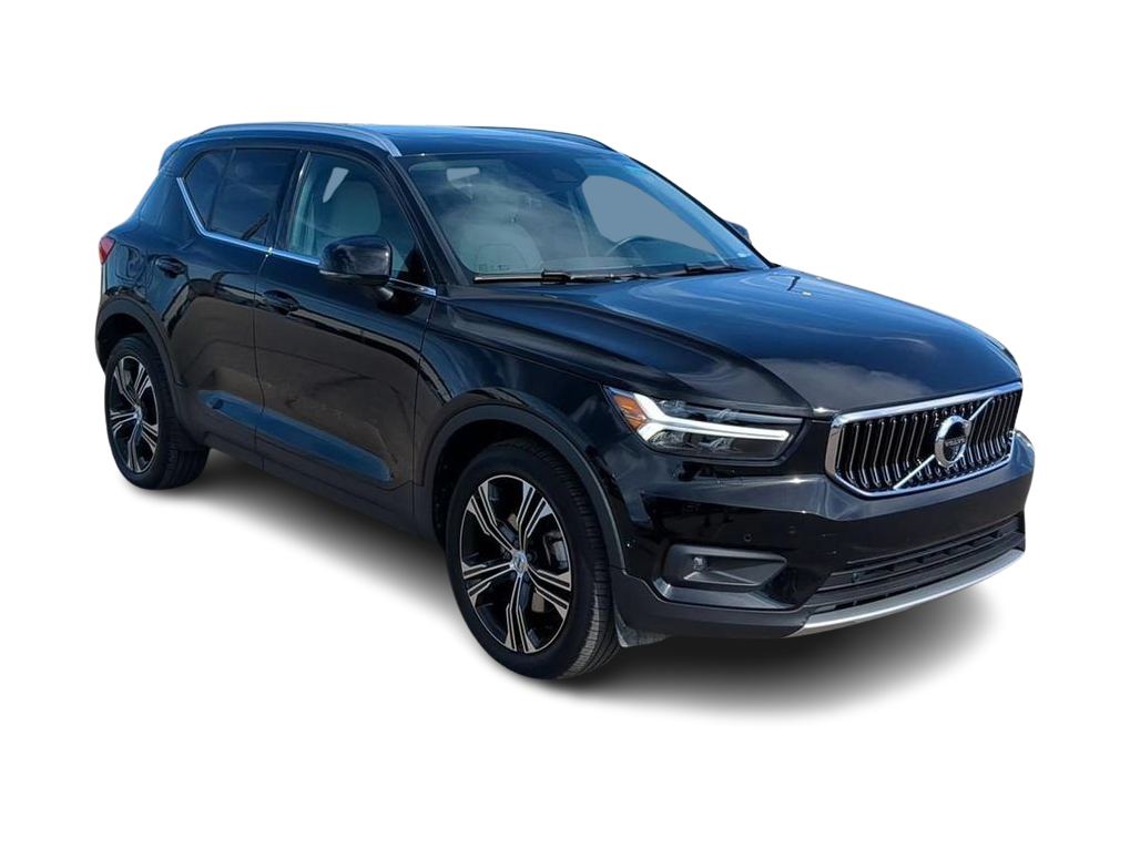 Thumbnail: 2020 Volvo XC40 - 20
