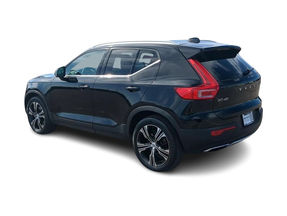 Thumbnail: 2020 Volvo XC40 - 4