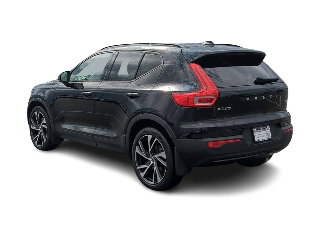 Thumbnail: 2021 Volvo XC40 - 4