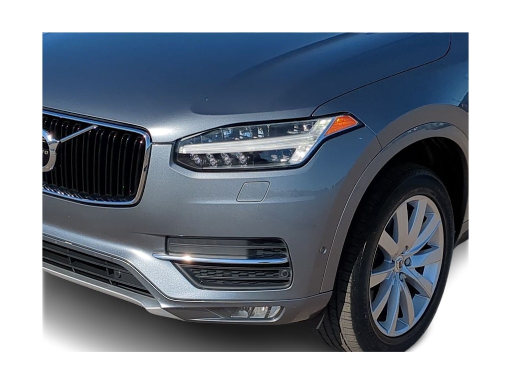 Thumbnail: 2016 Volvo XC90 - 21