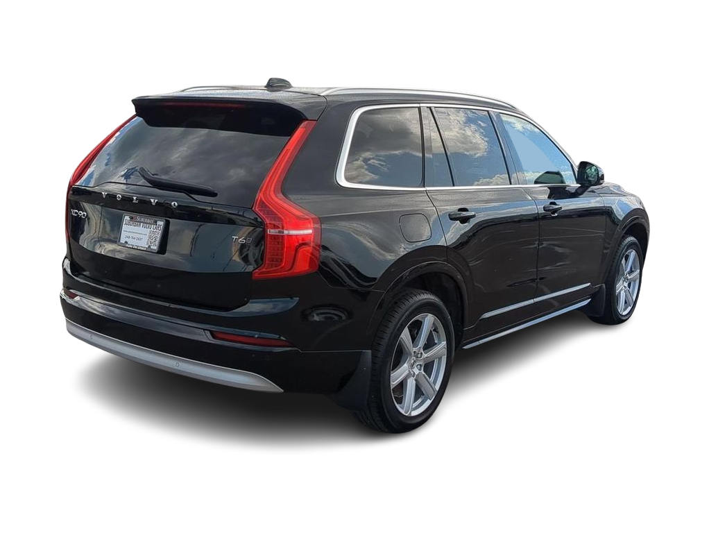 Thumbnail: 2022 Volvo XC90 - 18