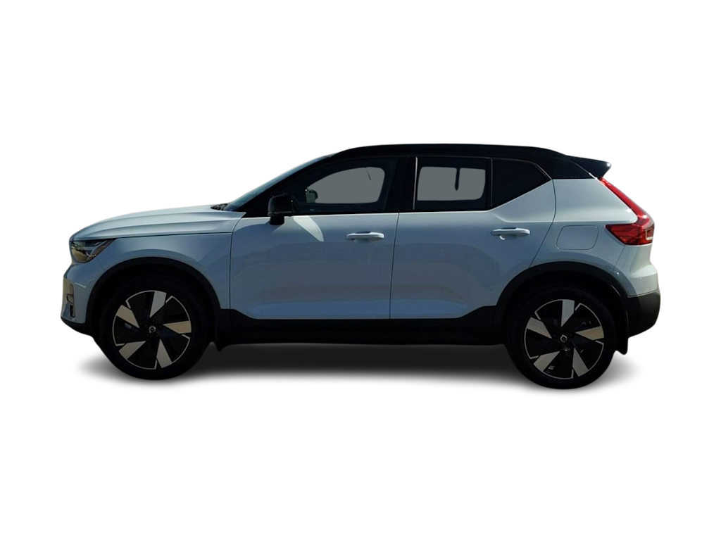 2024 Volvo XC40 Recharge Core 3