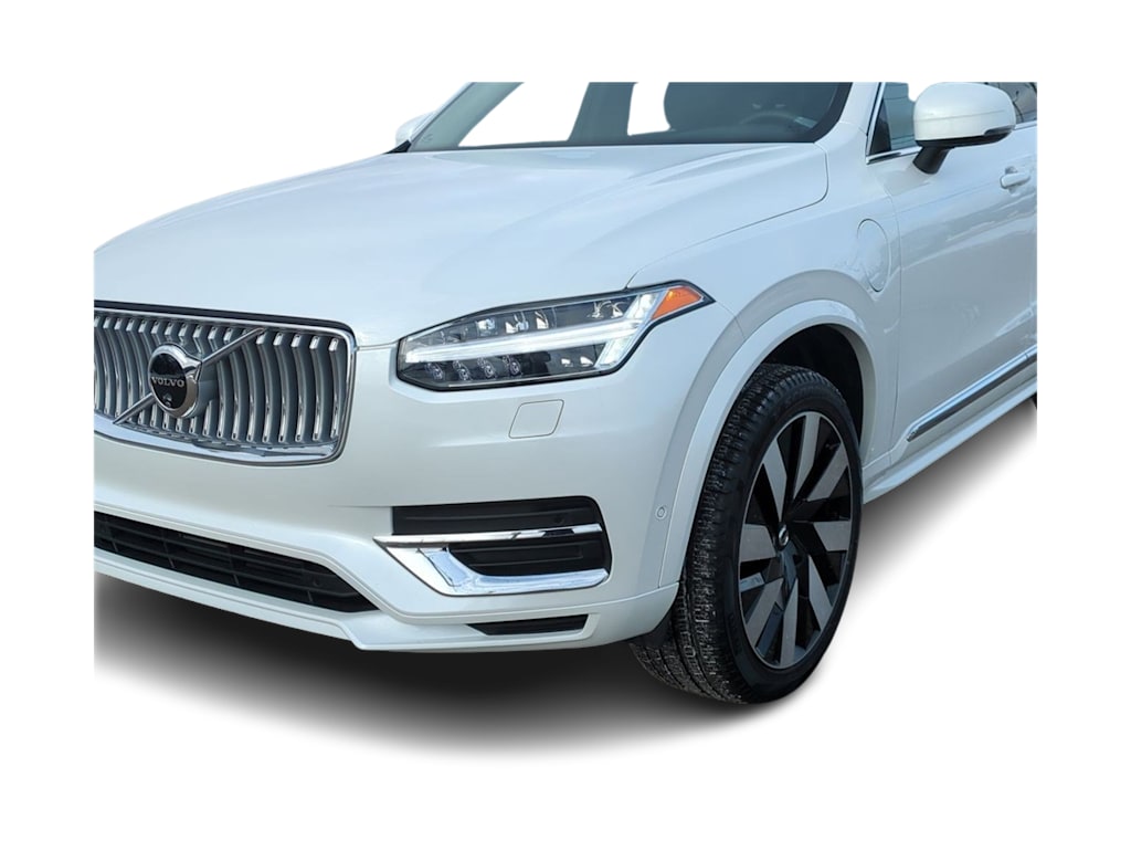Thumbnail: 2025 Volvo XC90 - 16