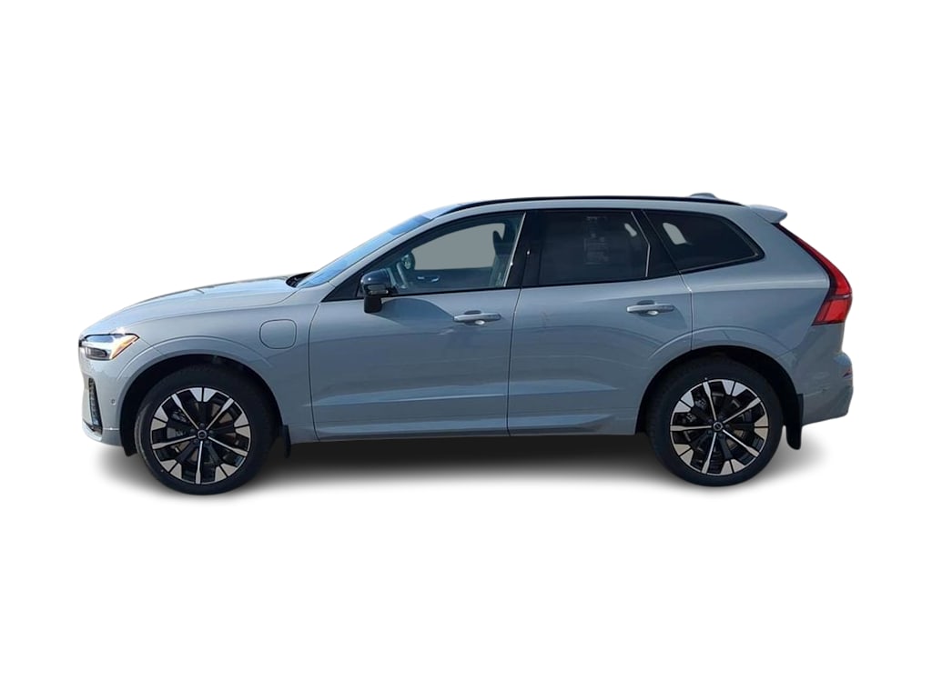Thumbnail: 2026 Volvo XC60 - 3