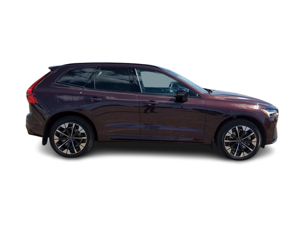 Thumbnail: 2026 Volvo XC60 - 17