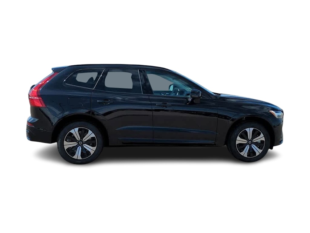 Thumbnail: 2025 Volvo XC60 - 22