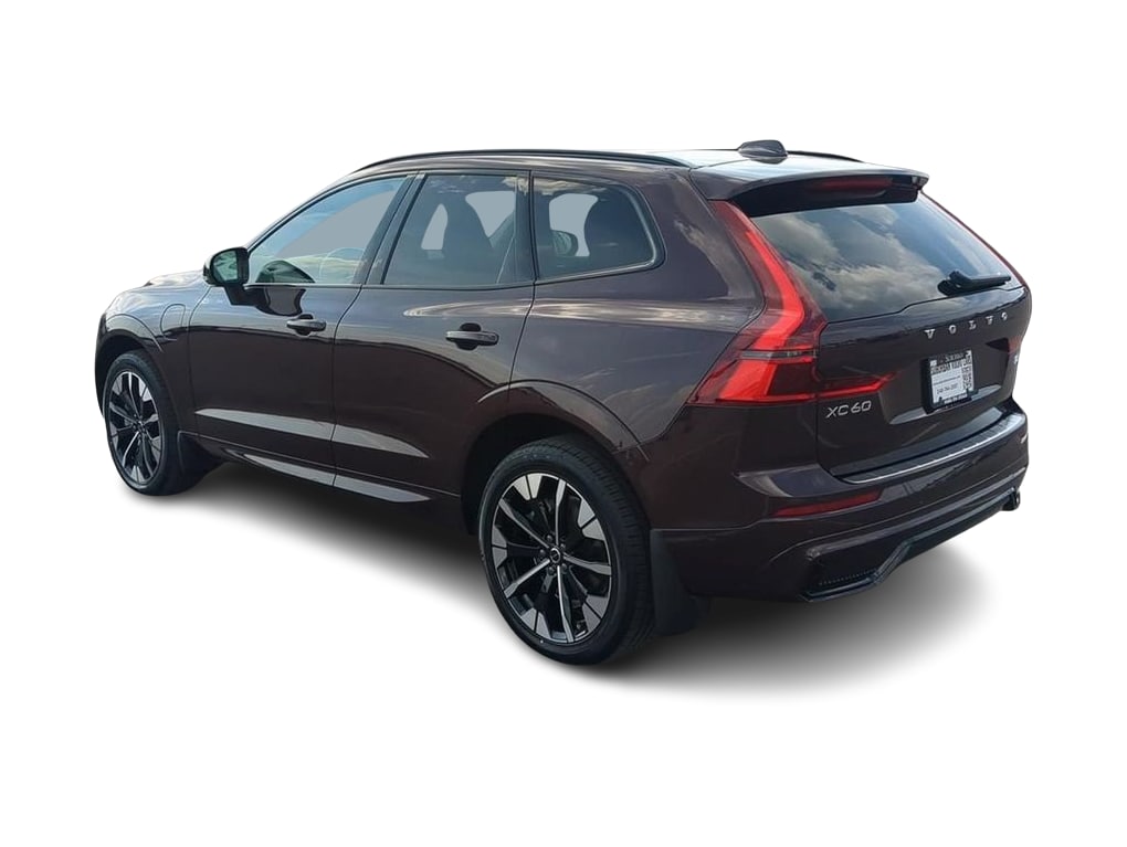 Thumbnail: 2026 Volvo XC60 - 4