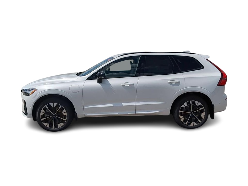 Thumbnail: 2026 Volvo XC60 - 3
