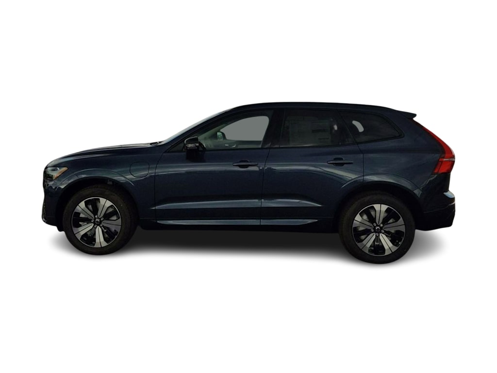 2025 Volvo XC60 T8 Core 3