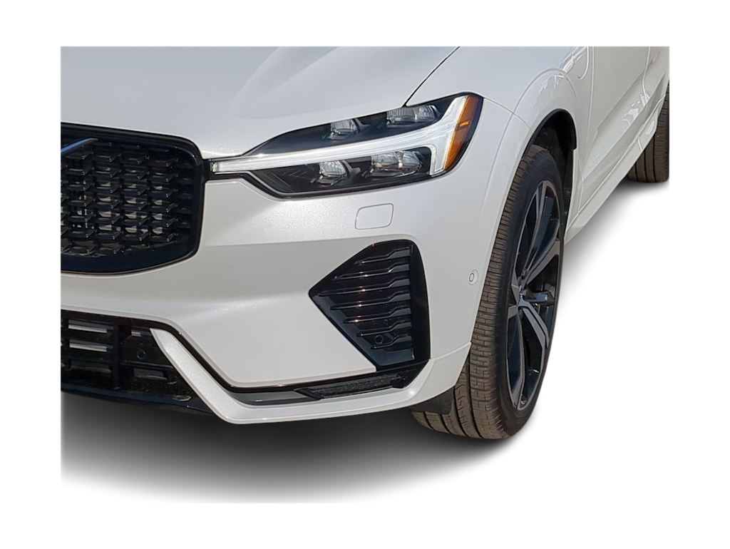 Thumbnail: 2025 Volvo XC60 - 22