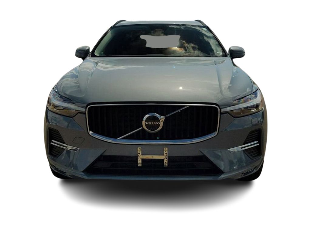 2022 Volvo XC60 B5 Momentum 6