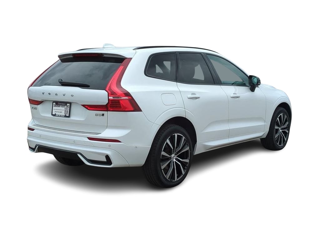 Thumbnail: 2024 Volvo XC60 - 21