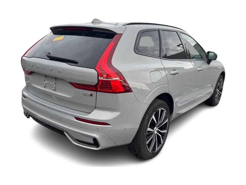 Thumbnail: 2024 Volvo XC60 - 16