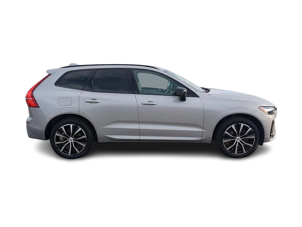 Thumbnail: 2023 Volvo XC60 - 19