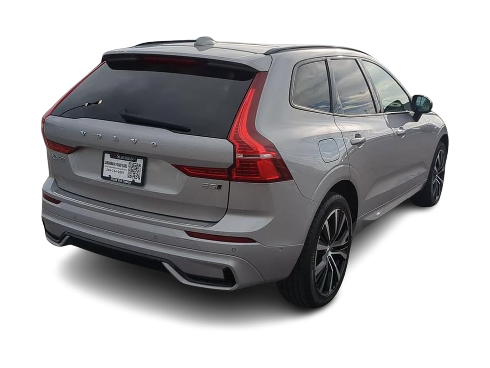 Thumbnail: 2023 Volvo XC60 - 18