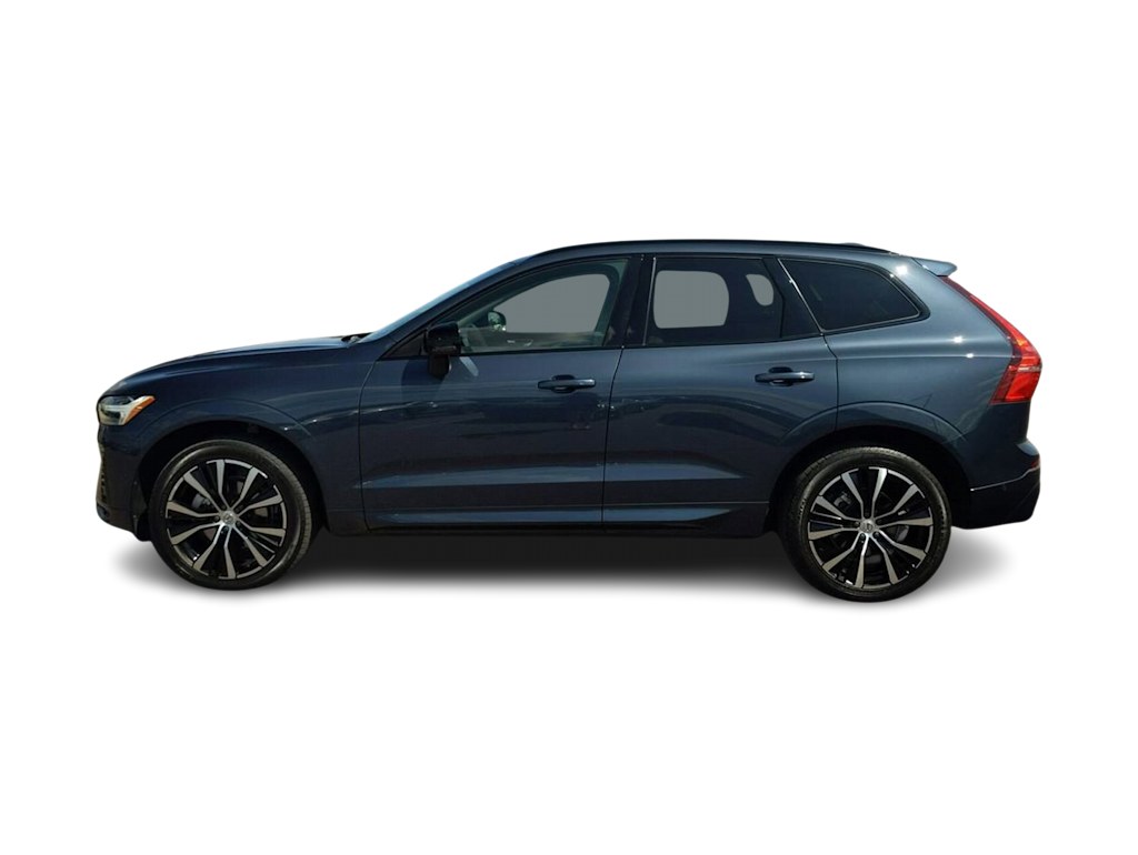 2023 Volvo XC60 B5 Plus 3