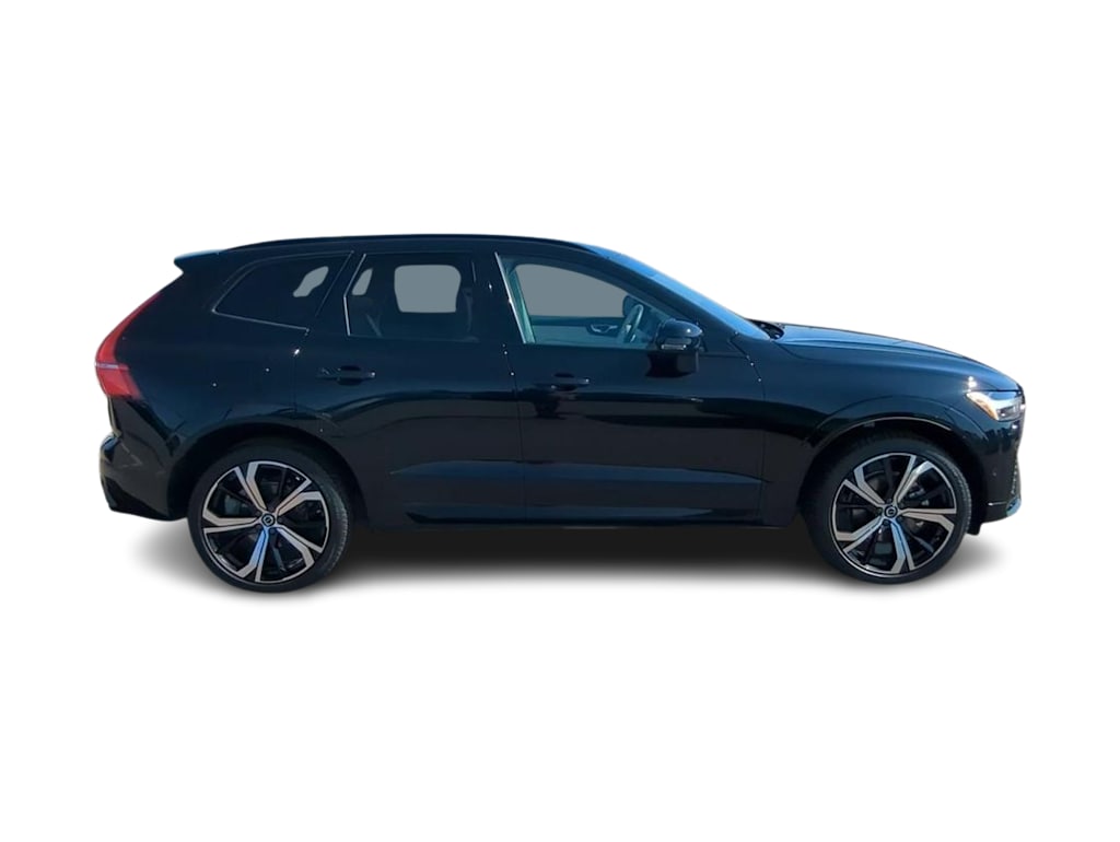 Thumbnail: 2023 Volvo XC60 - 18