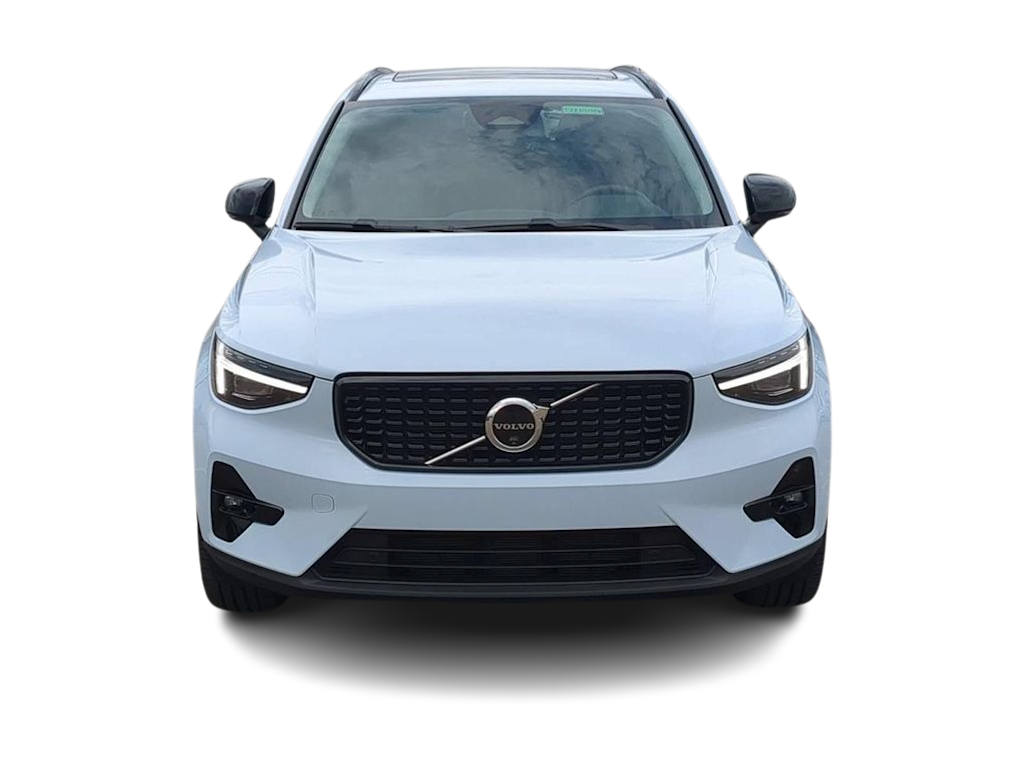 Thumbnail: 2026 Volvo XC40 - 6