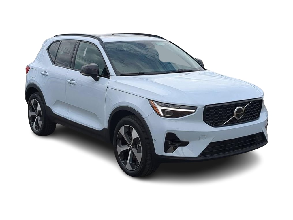 Thumbnail: 2026 Volvo XC40 - 20