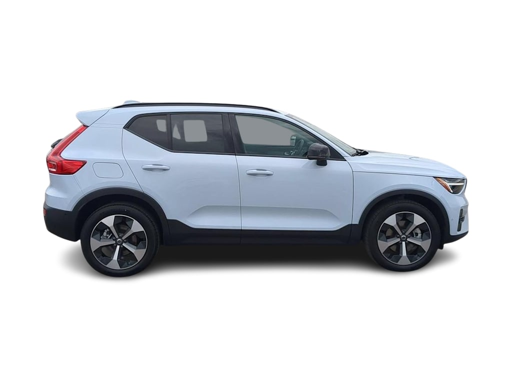 Thumbnail: 2026 Volvo XC40 - 19