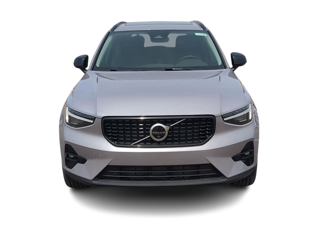 Thumbnail: 2026 Volvo XC40 - 6