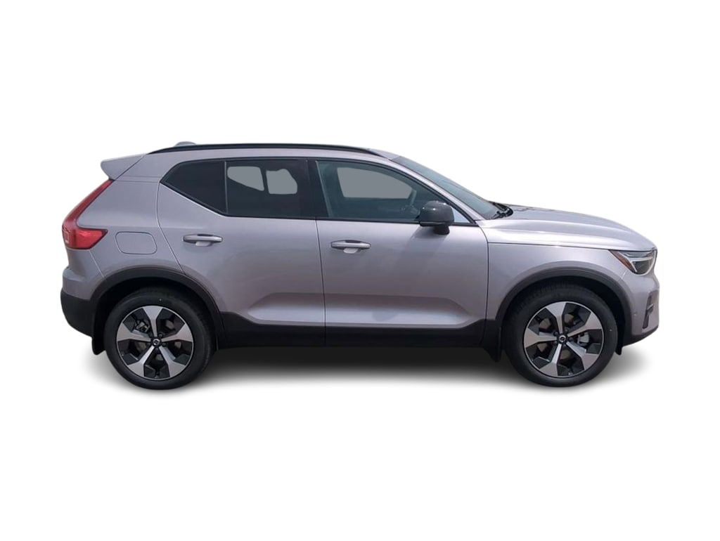 Thumbnail: 2026 Volvo XC40 - 20