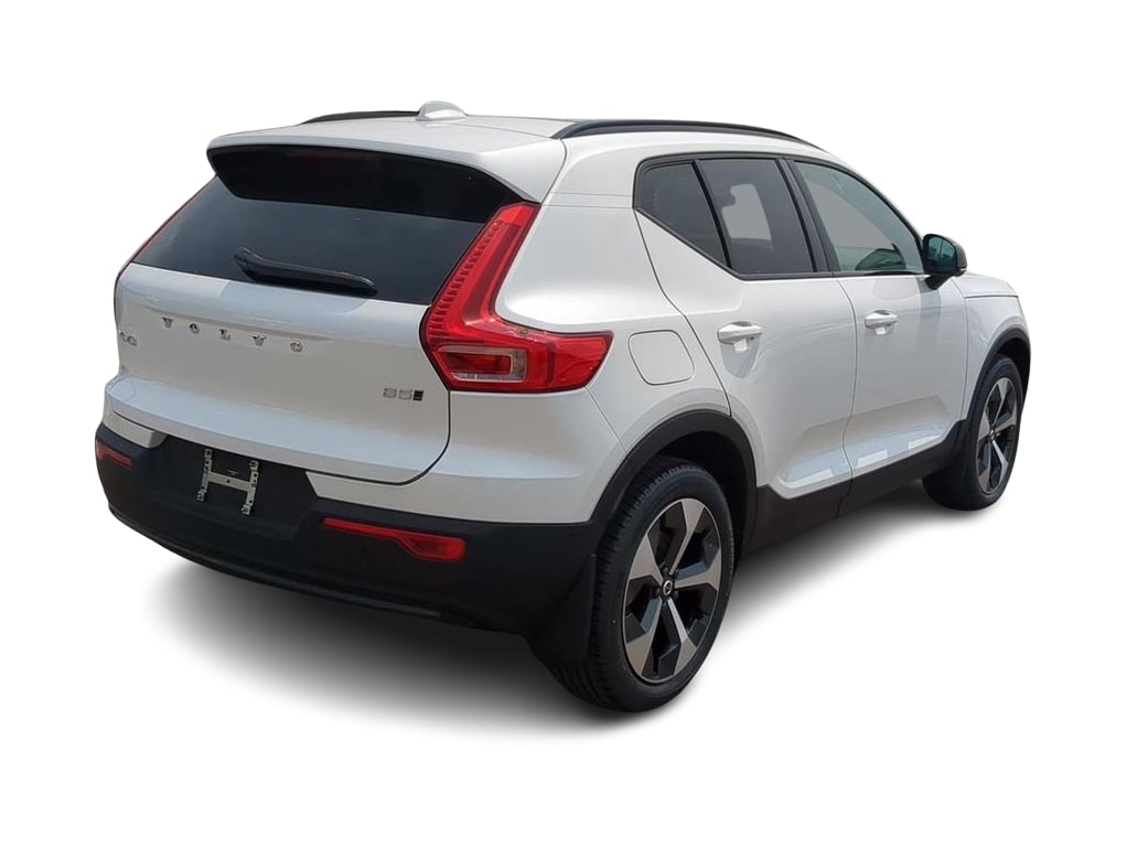 Thumbnail: 2026 Volvo XC40 - 19