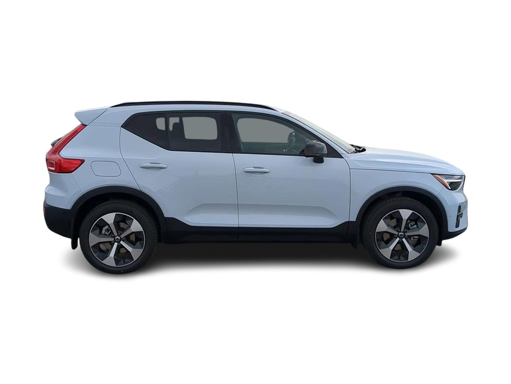 Thumbnail: 2026 Volvo XC40 - 20