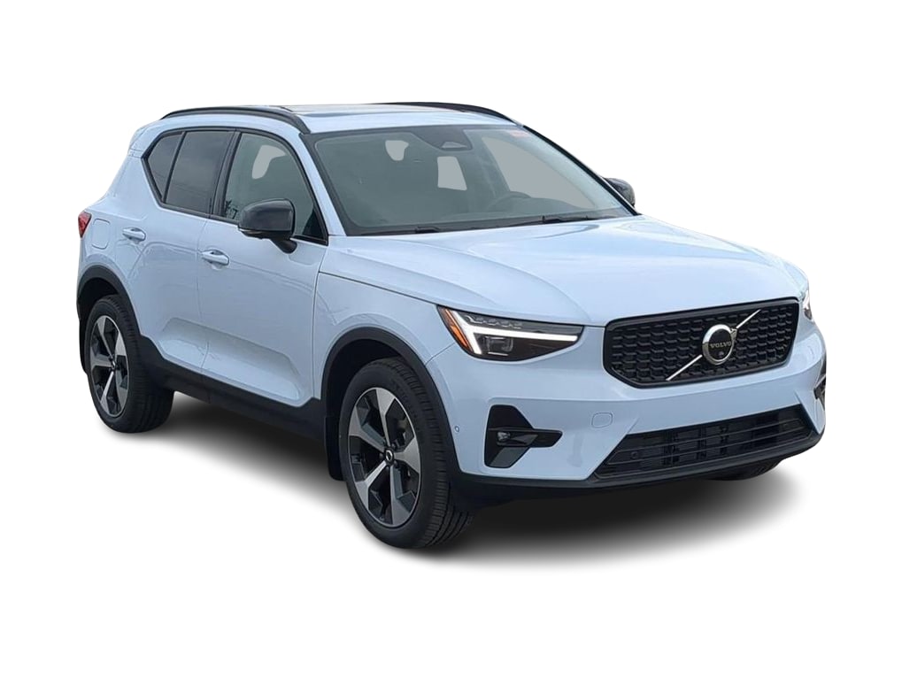 Thumbnail: 2026 Volvo XC40 - 21