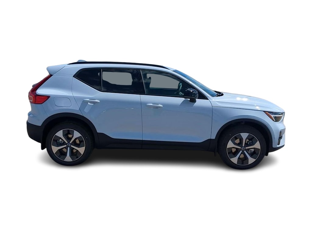 Thumbnail: 2026 Volvo XC40 - 19