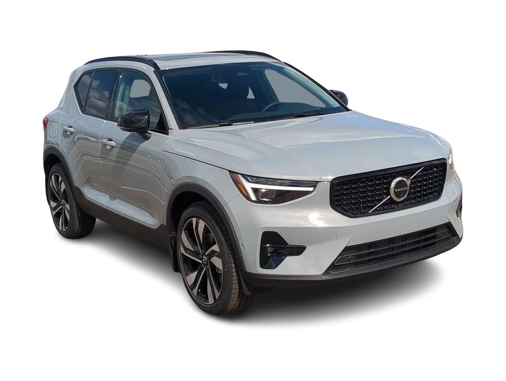 Thumbnail: 2026 Volvo XC40 - 21