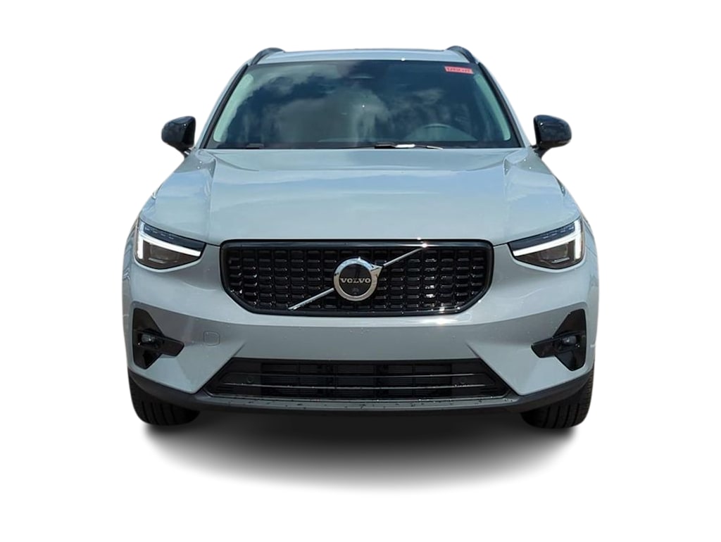 Thumbnail: 2026 Volvo XC40 - 6