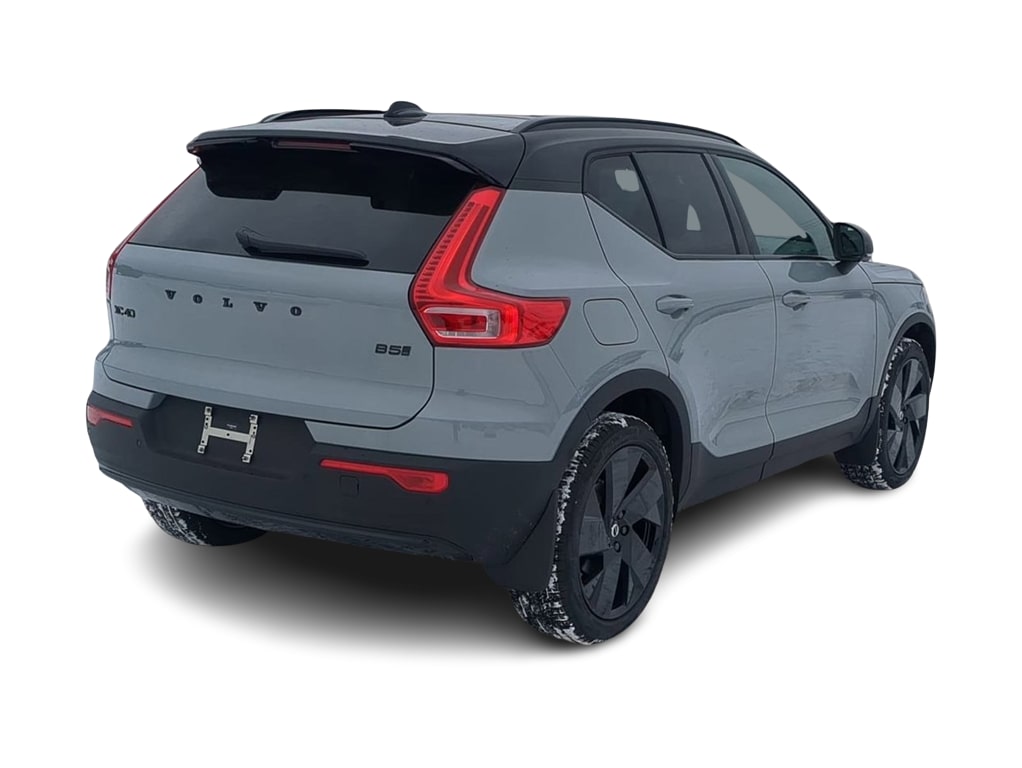 Thumbnail: 2026 Volvo XC40 - 19