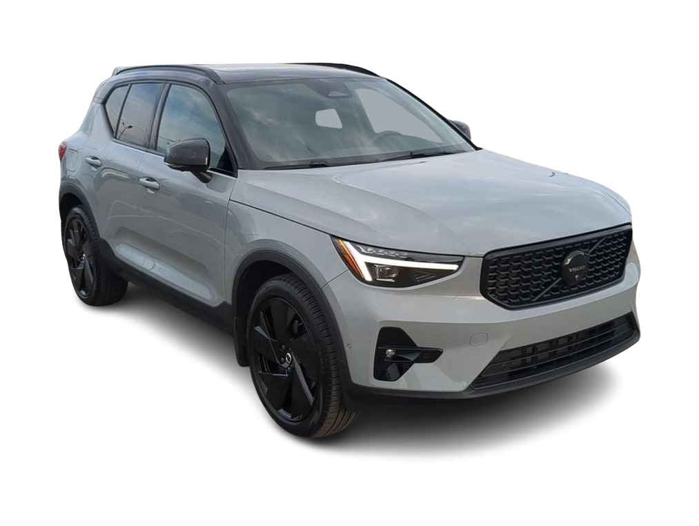 Thumbnail: 2026 Volvo XC40 - 21