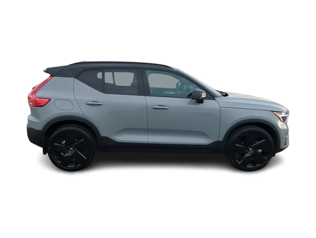 Thumbnail: 2026 Volvo XC40 - 20