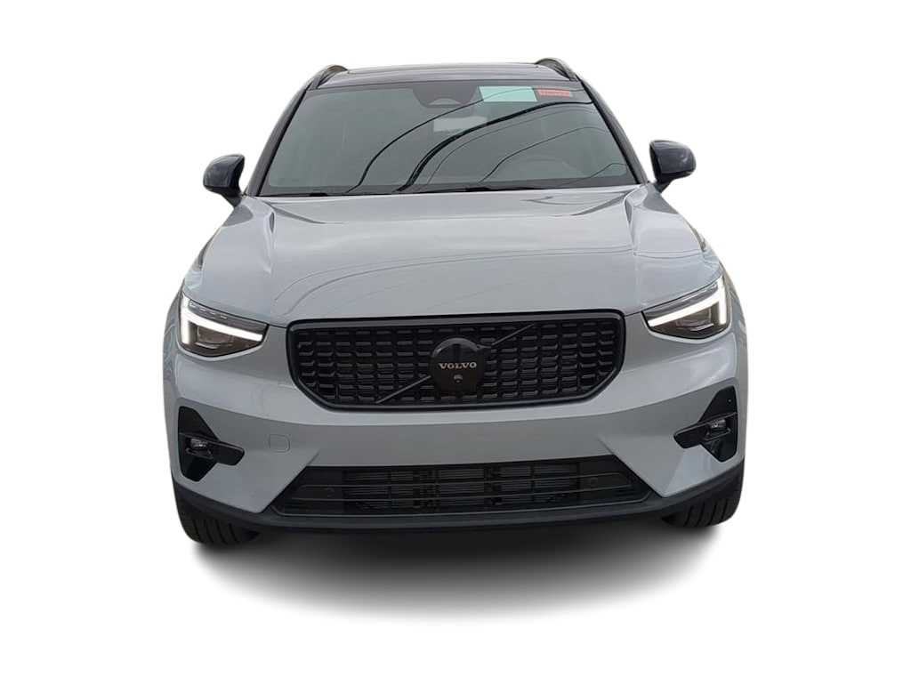 Thumbnail: 2026 Volvo XC40 - 6