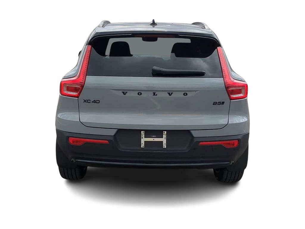 Thumbnail: 2026 Volvo XC40 - 5