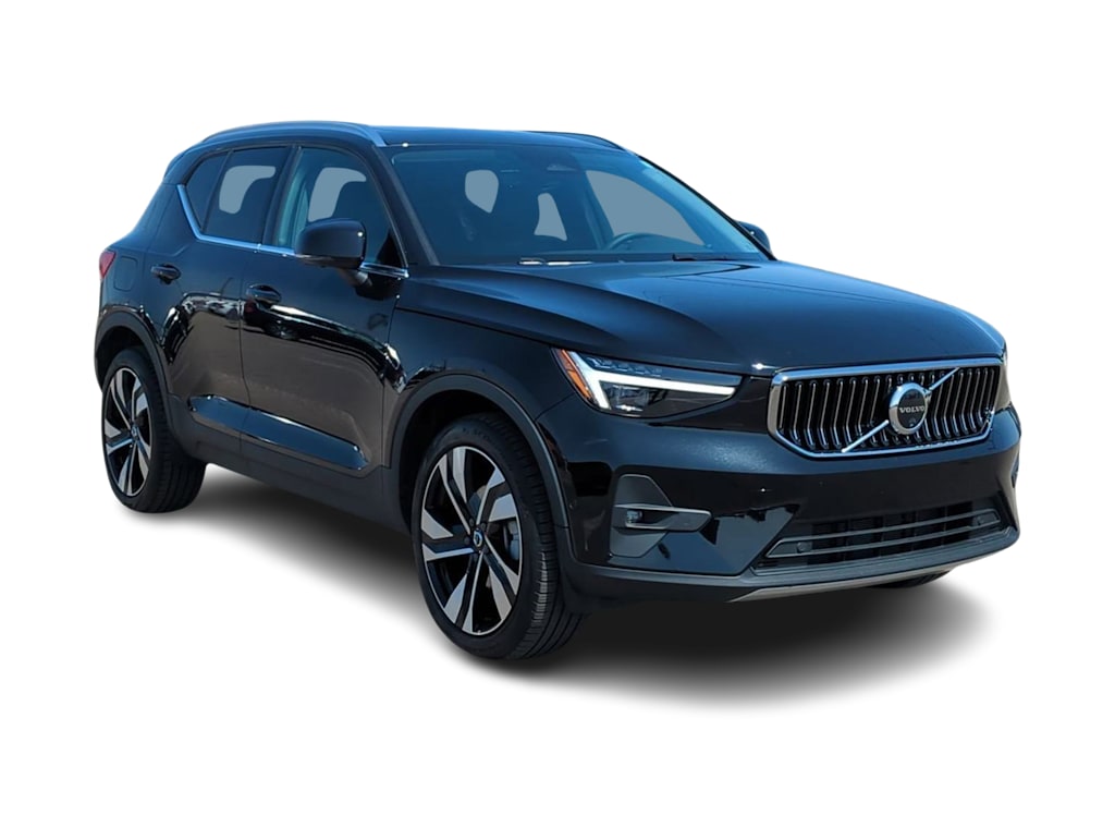 2024 Volvo XC40 B5 Plus 22