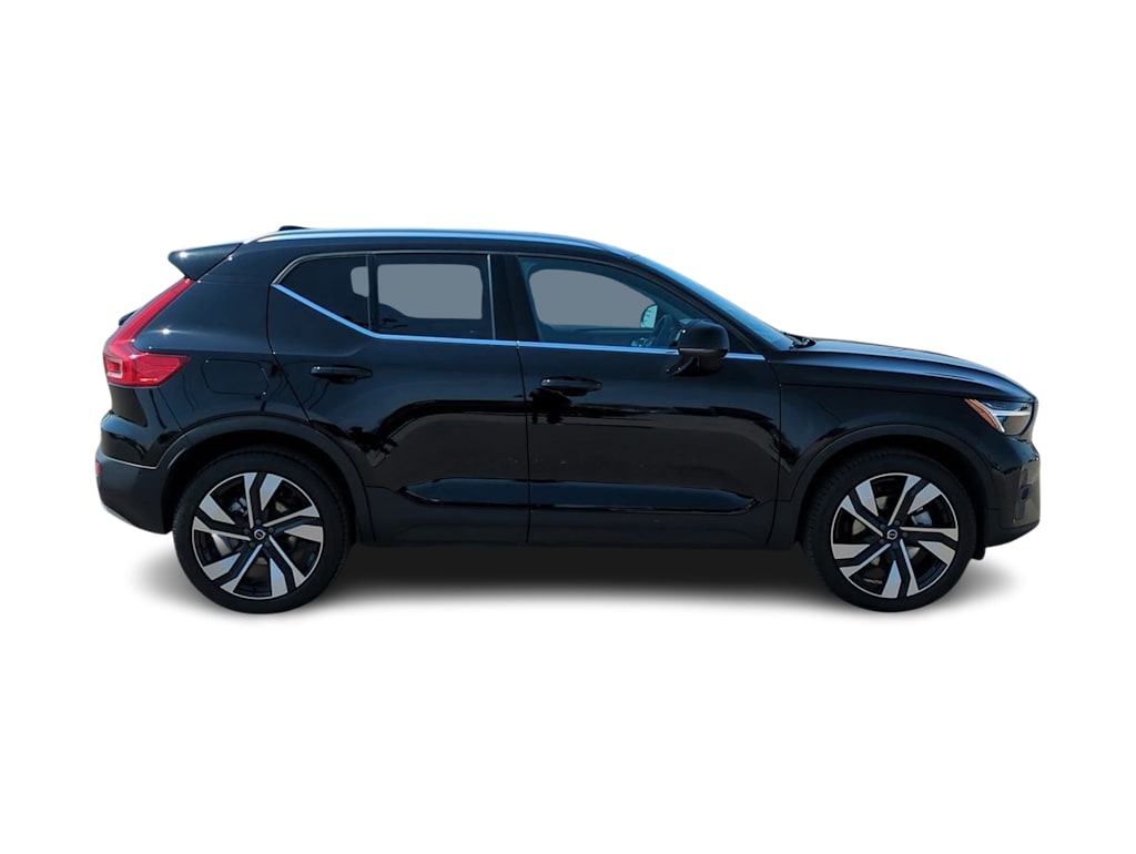 2024 Volvo XC40 B5 Plus 21