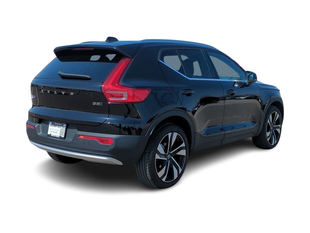 2024 Volvo XC40 B5 Plus 20